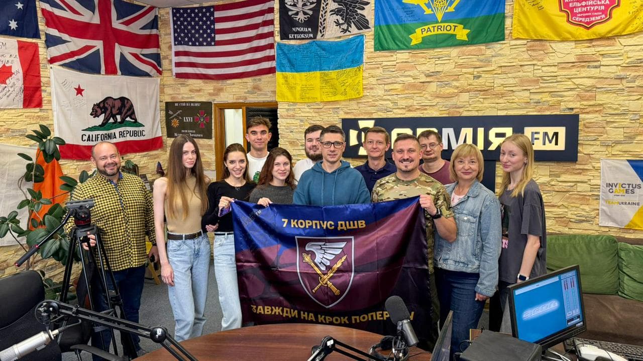 Радіо для фронту: як «Армія FM» став медіапростором воєнної України