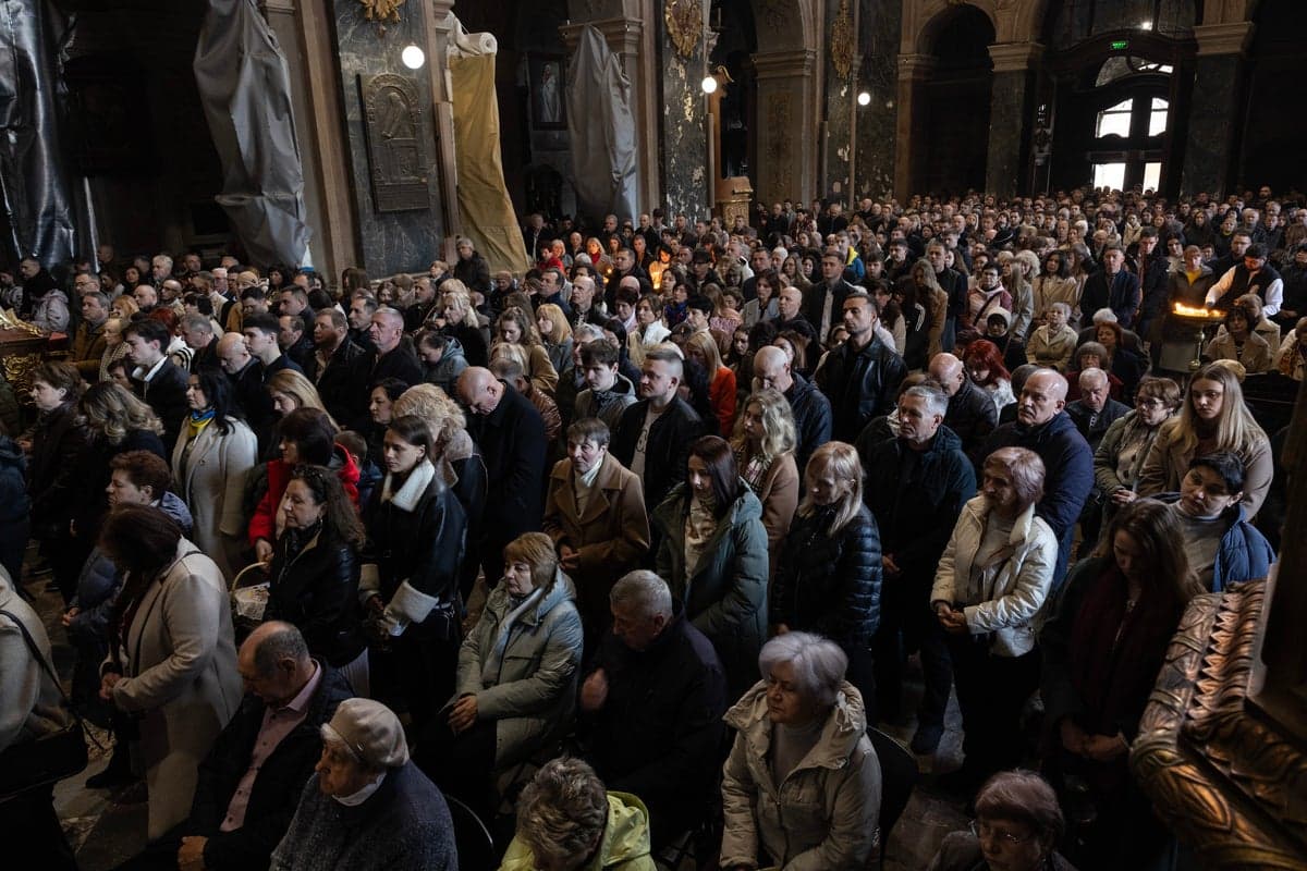Великоднє перемир'я зірвано: Україна зафіксувала 7 696 порушень з боку Росії