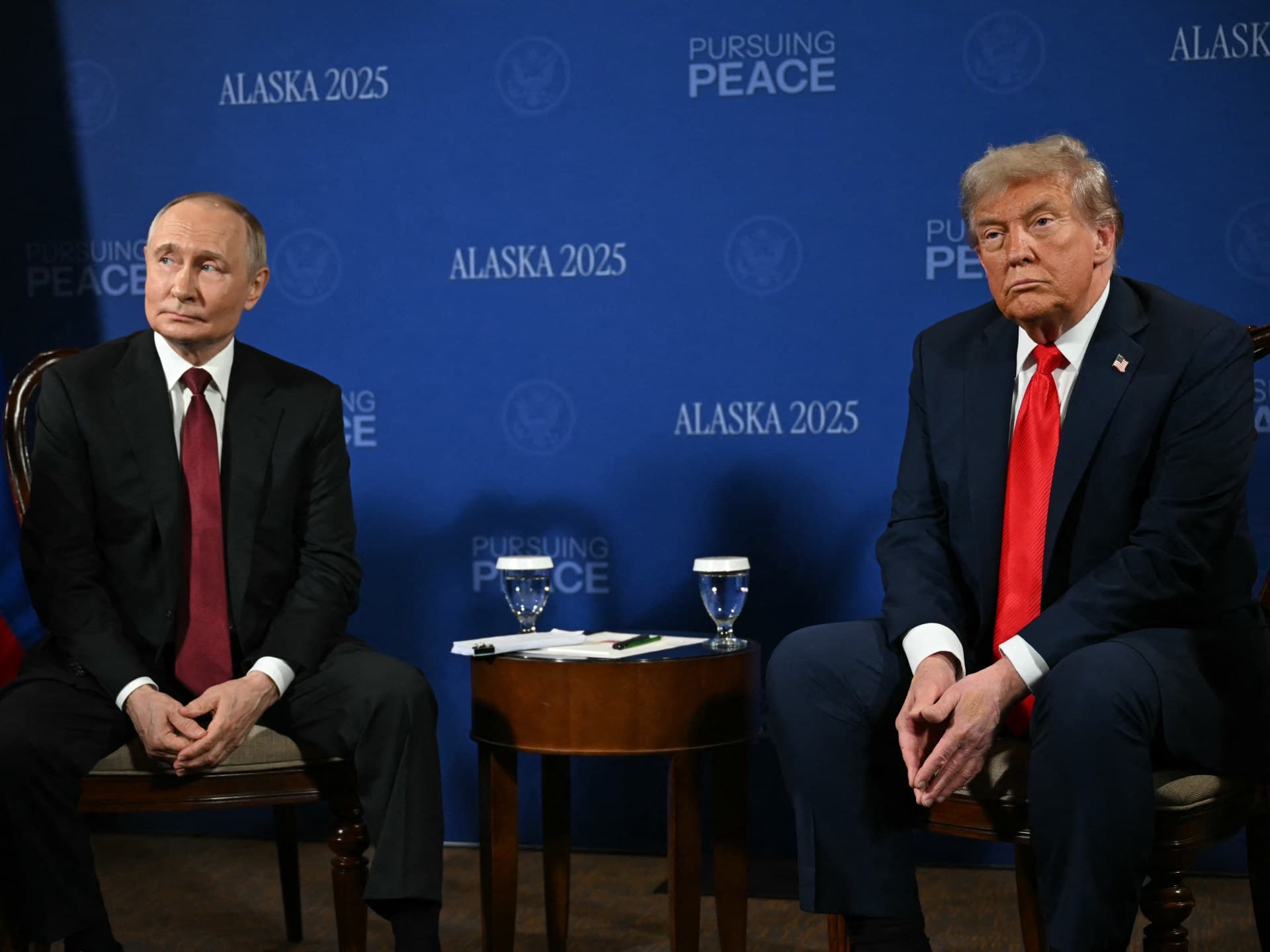 Трамп запропонував Путіну допомогу у виході з війни — Кремль