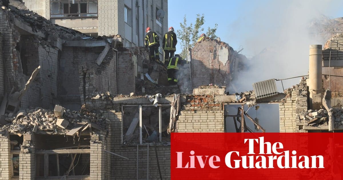 Росія атакувала Україну 74 ракетами і 284 дронами: уламки впали на польській території