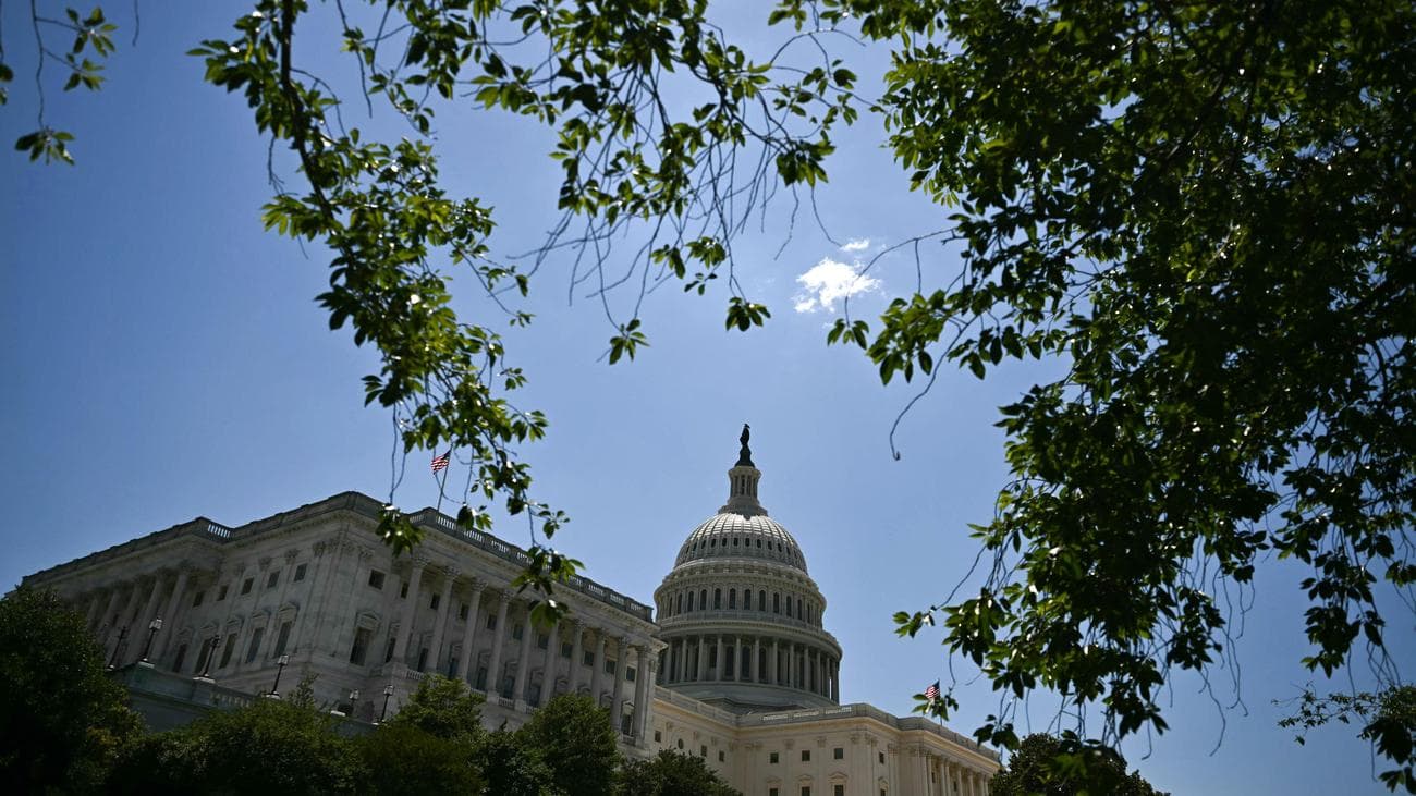 Палата представників США ухвалила пакет допомоги Україні на мільярди доларів