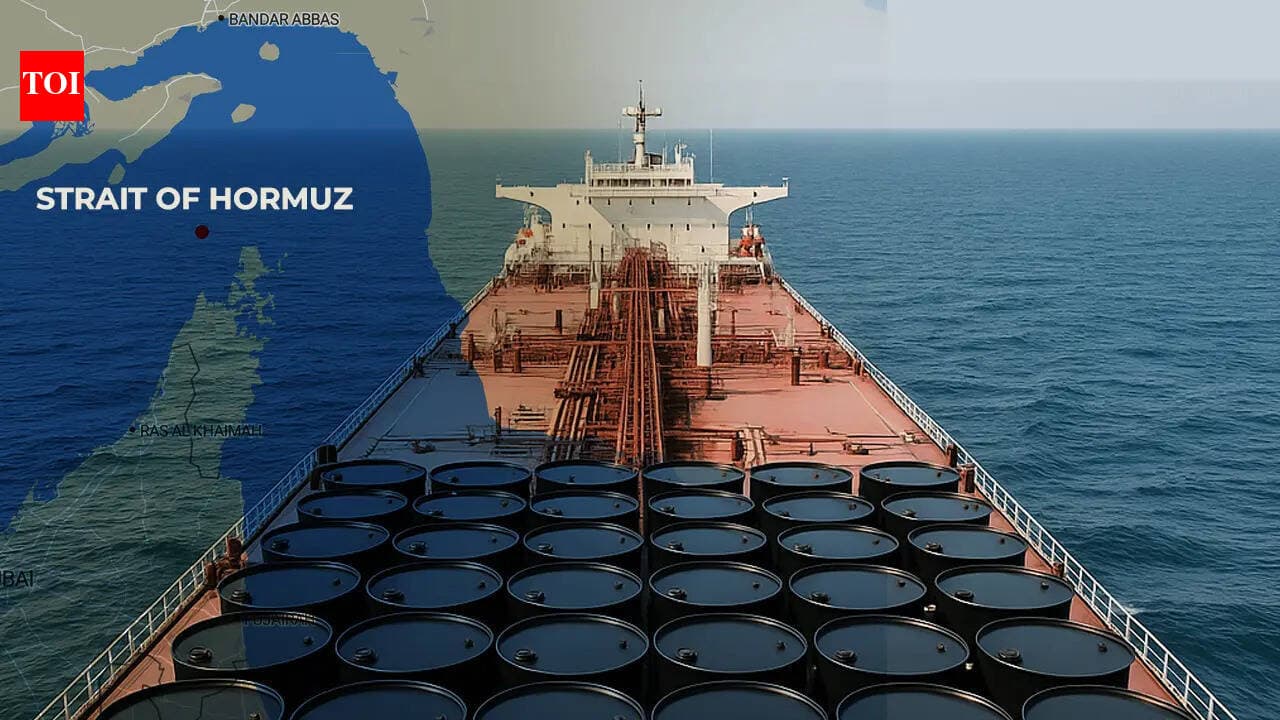 Буфер вичерпується: Індія та Китай борються з нафтовим дефіцитом на тлі блокади Ормузу