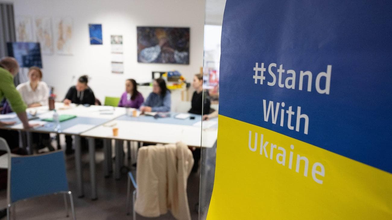 ЄС розгляне виключення українських чоловіків 23–60 років із тимчасового захисту біженців