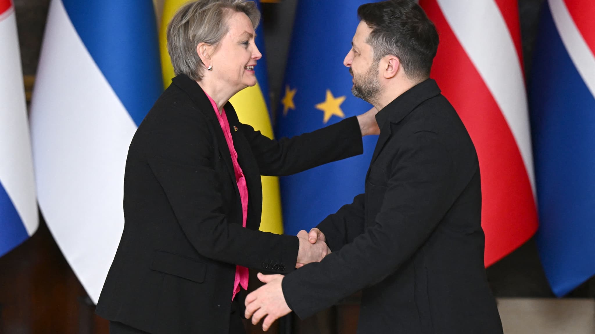 Британія ввела санкції проти 300 структур РФ — Росія все одно нарощує нафтоекспорт