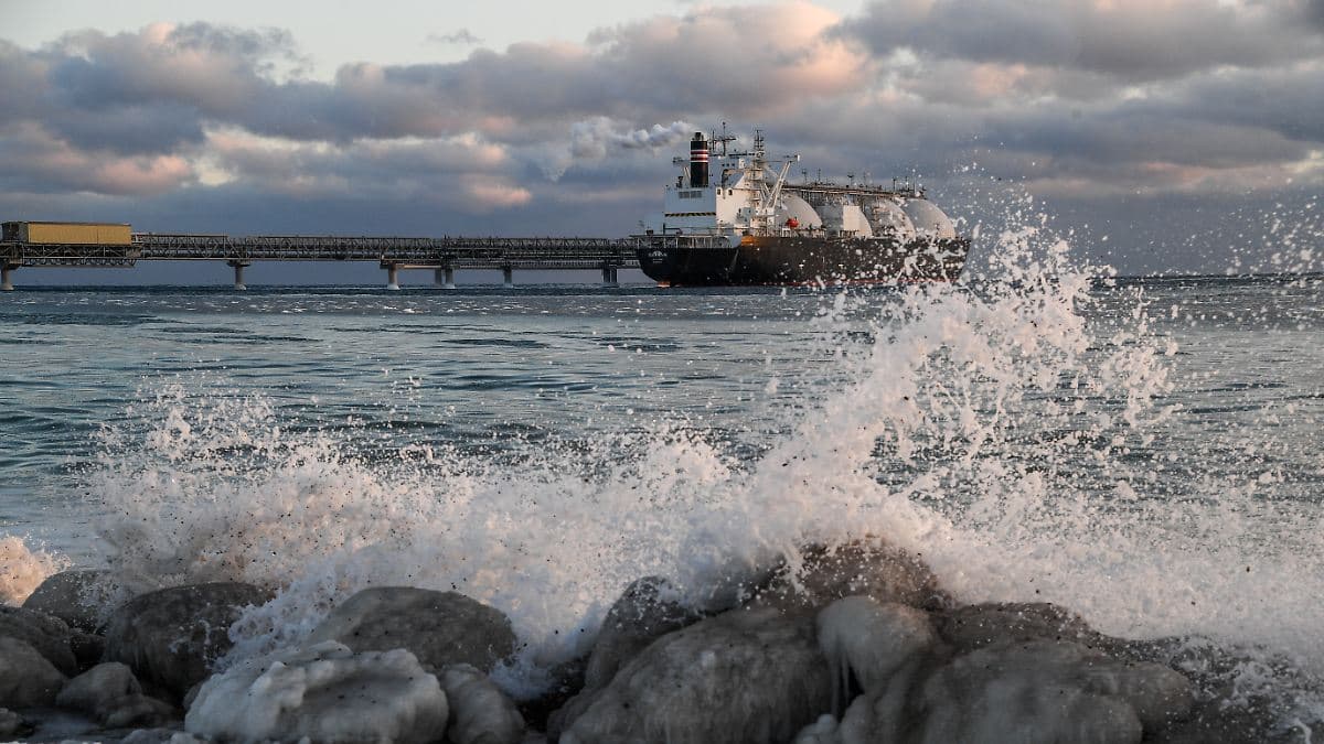 Як іранська авантюра Трампа стала фінансовим порятунком для Путіна