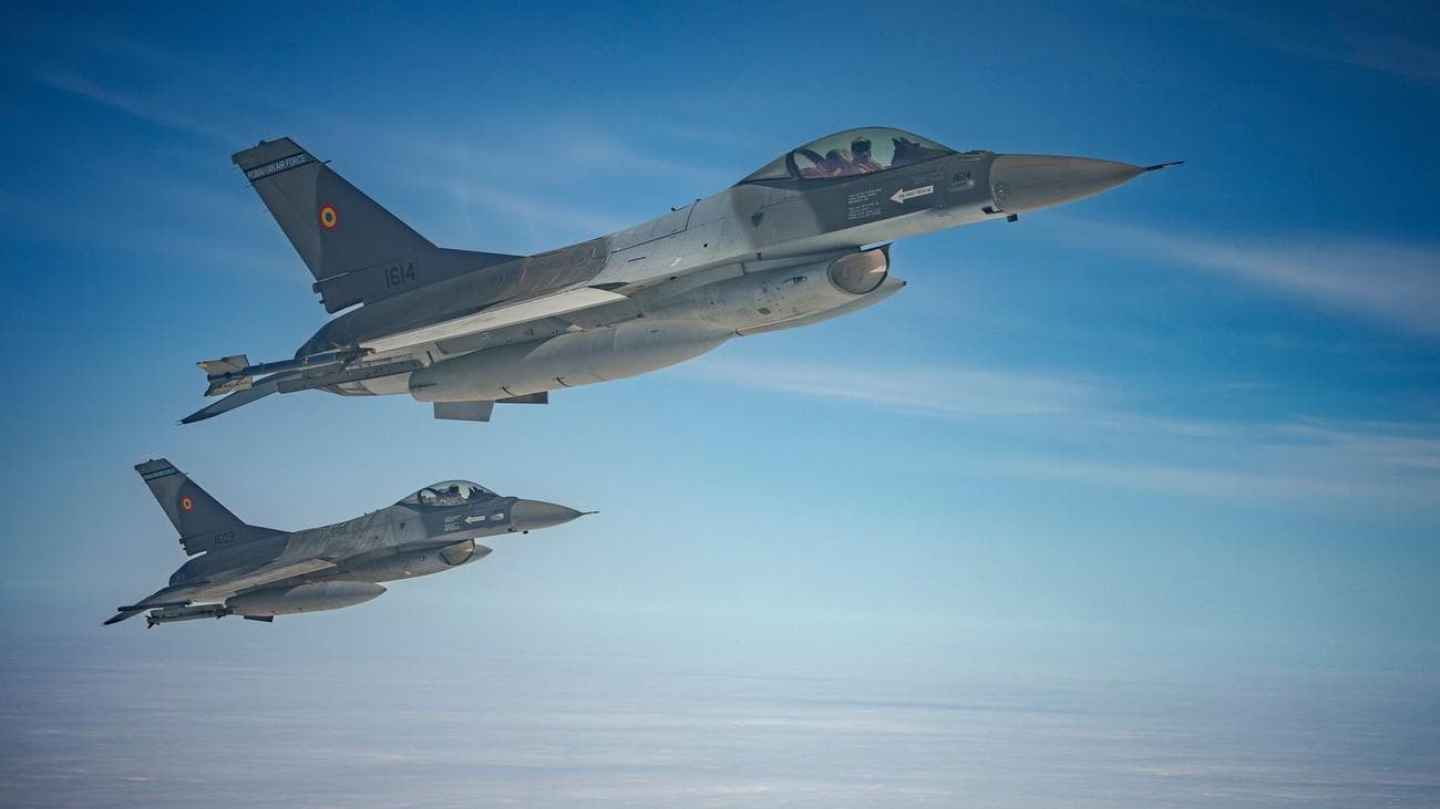 Румунія вперше збила дрон у своєму повітряному просторі: F-16 знищив об'єкт ракетою