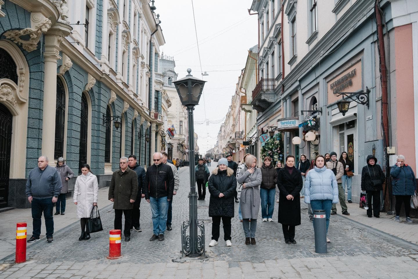 Чернівці: мовні права румунської меншини в тіні війни