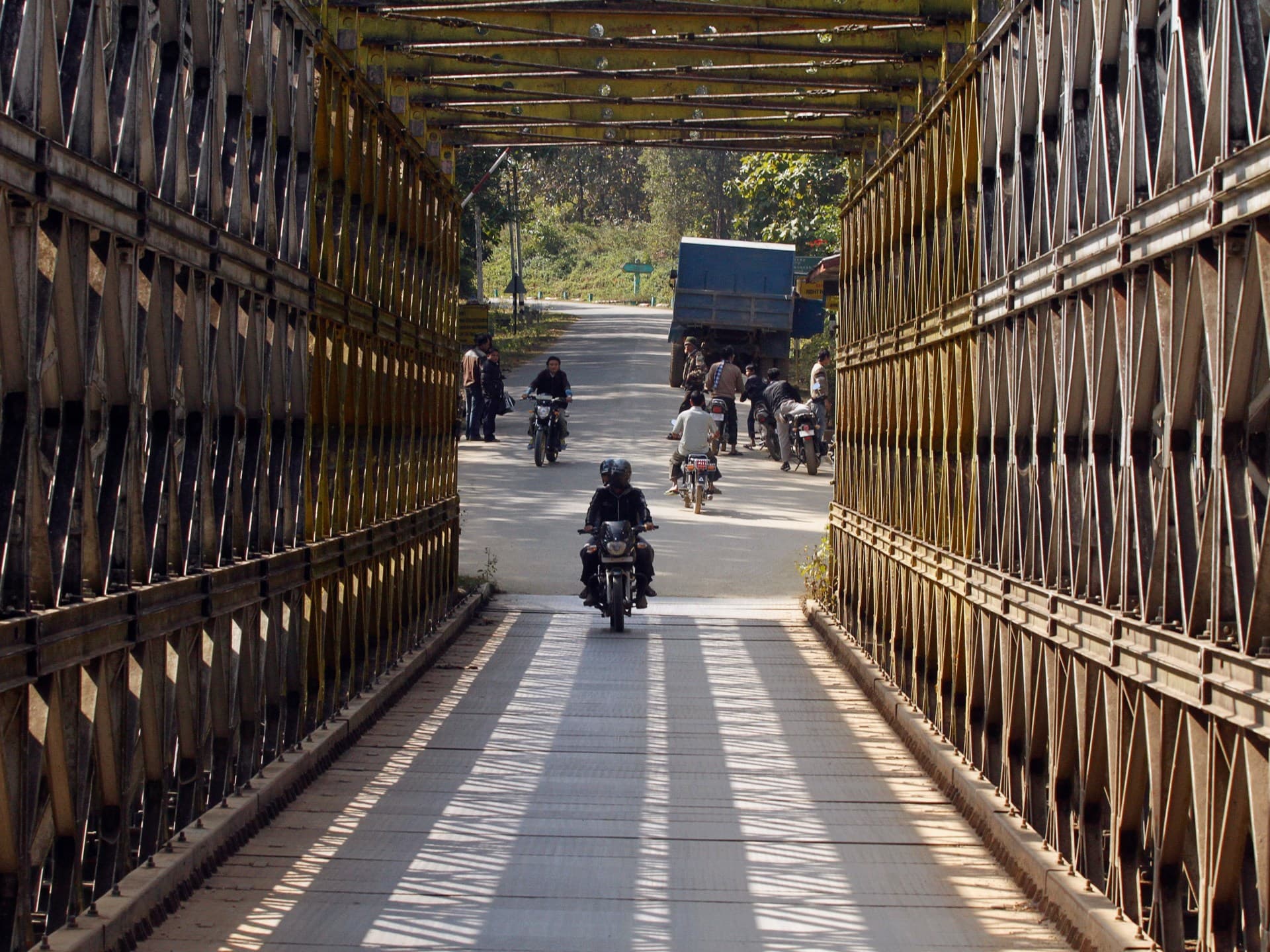 Індія заарештувала українців і американця за навчання дронової тактики в М'янмі