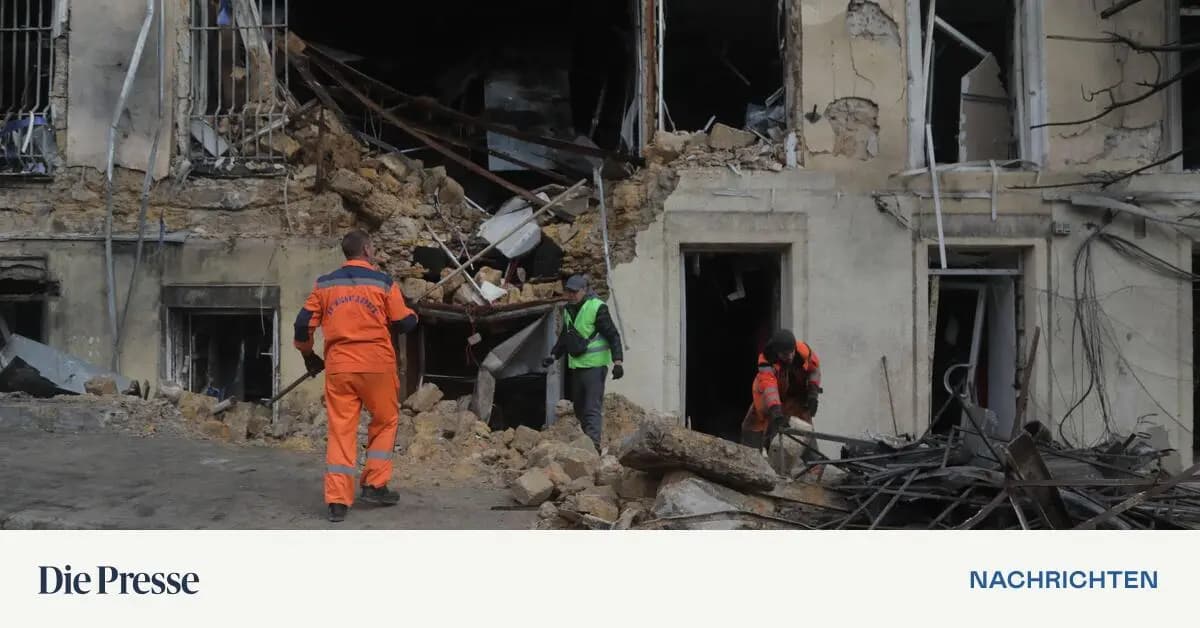 Переговори щодо України відновлюються: Зеленський чекає на сигнали зі США