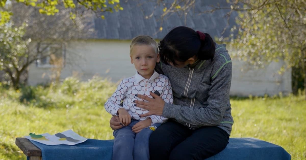 Мати з Херсона шукає сина, вивезеного з дитячого будинку під час російської окупації