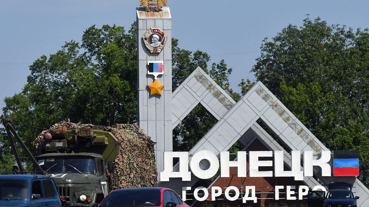 Залякування, пропаганда і примусовий призов: що відбувається з мільйонами українців під окупацією