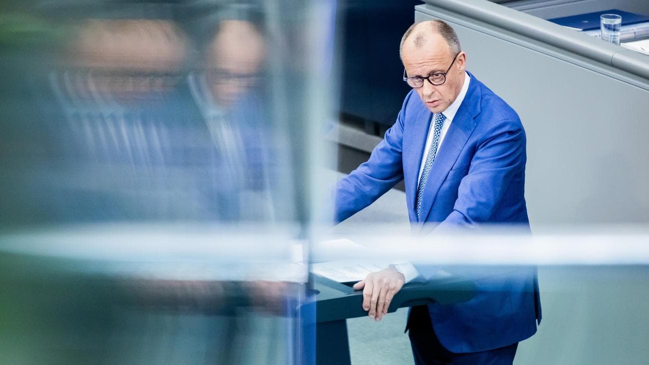 Мерц виступив у Бундестазі напередодні саміту ЄС: Україна, Близький Схід і бюджет союзу