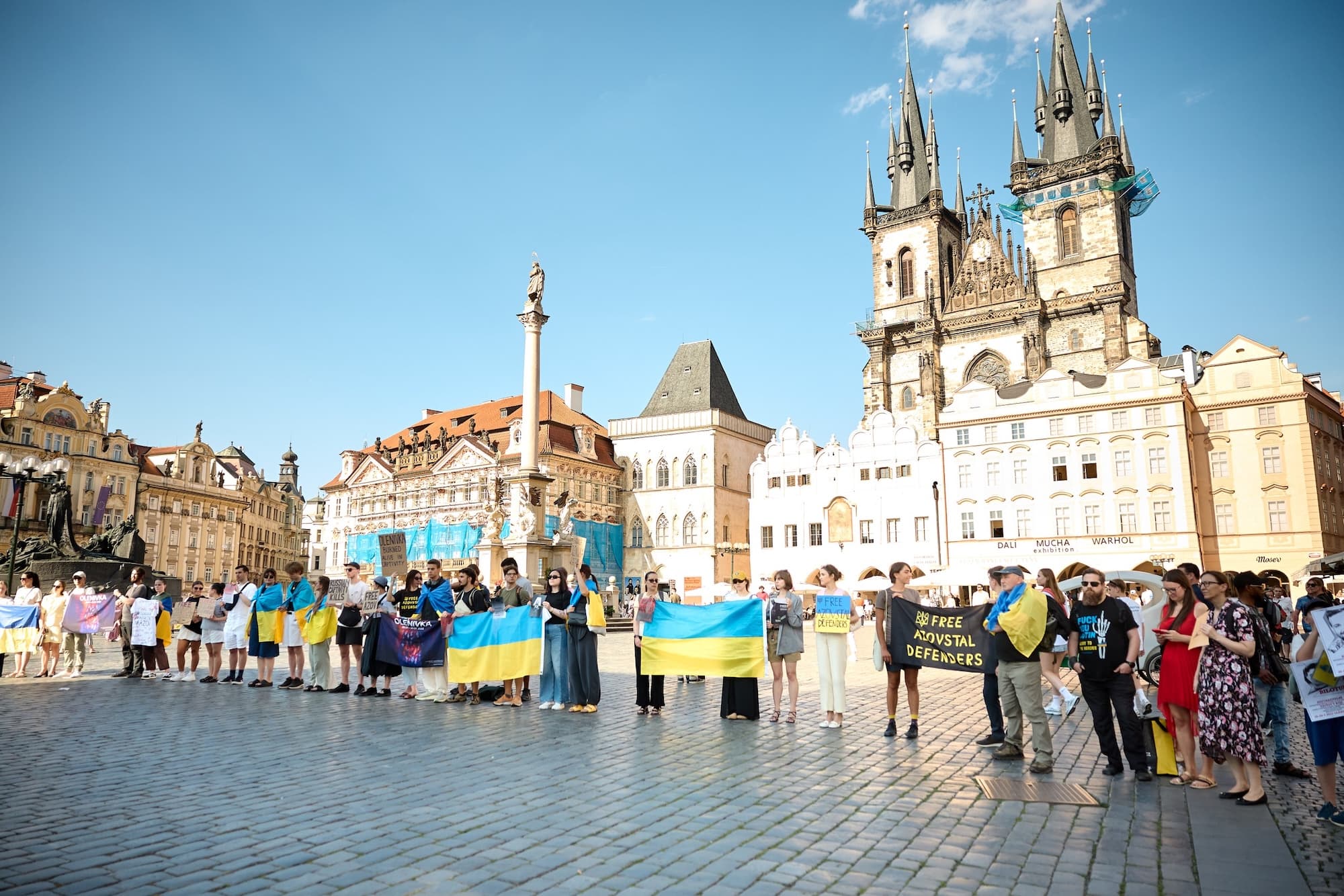 Четверта річниця Оленівки: українці вшанували загиблих у Празі