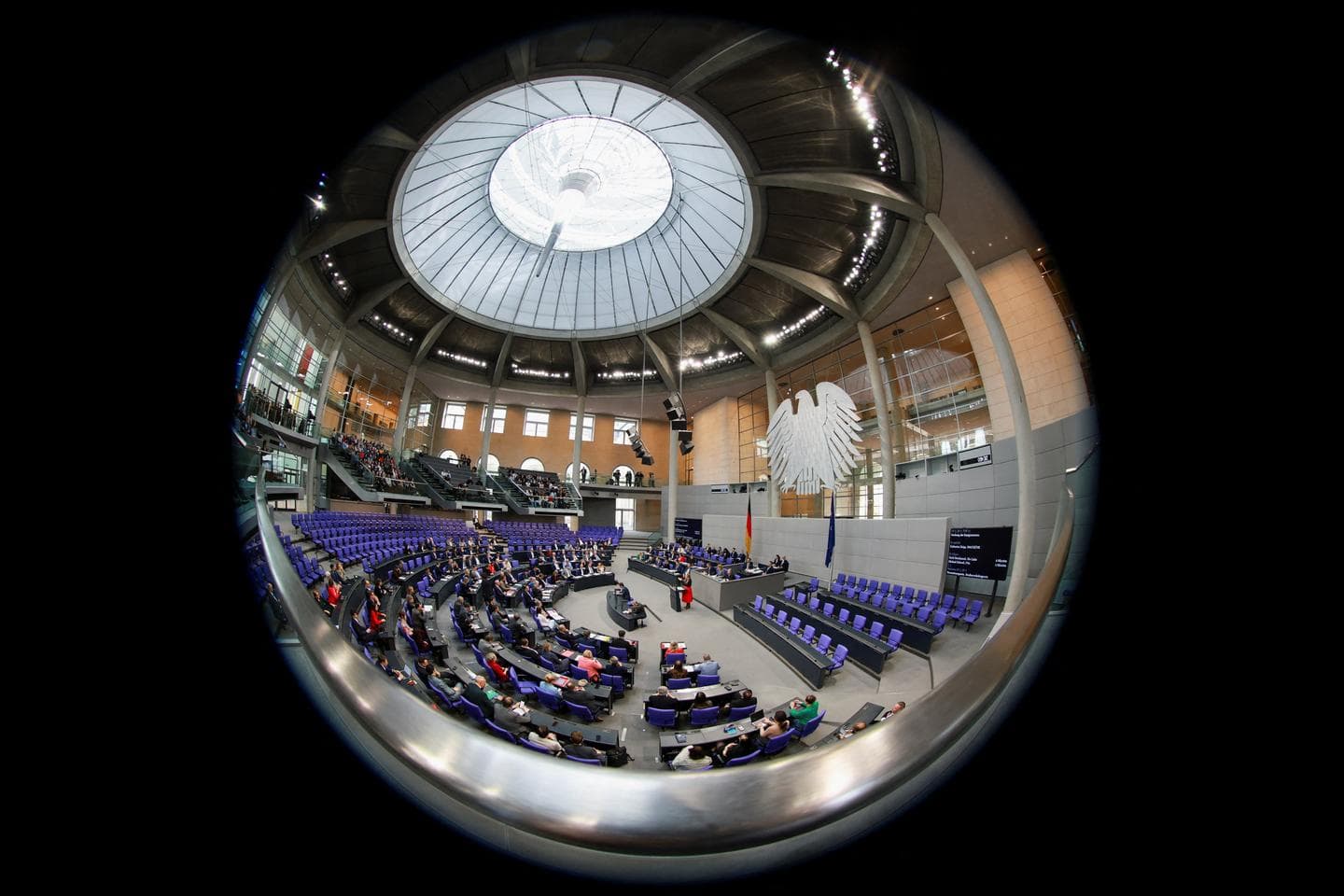 Росія зламала Signal сотень депутатів Бундестагу — МВС Німеччини