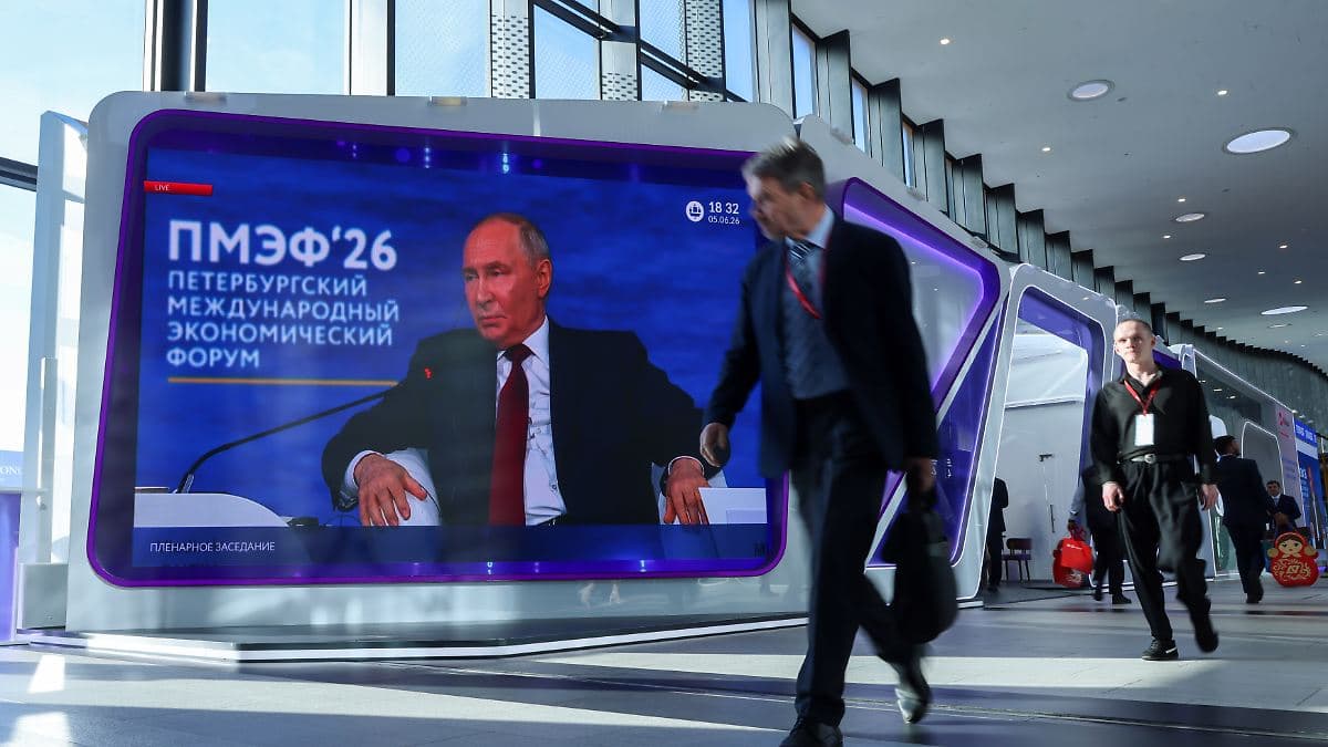 Дрони атакують Санкт-Петербург в останній день ПМЕФ — по всій Росії горять нафтобази