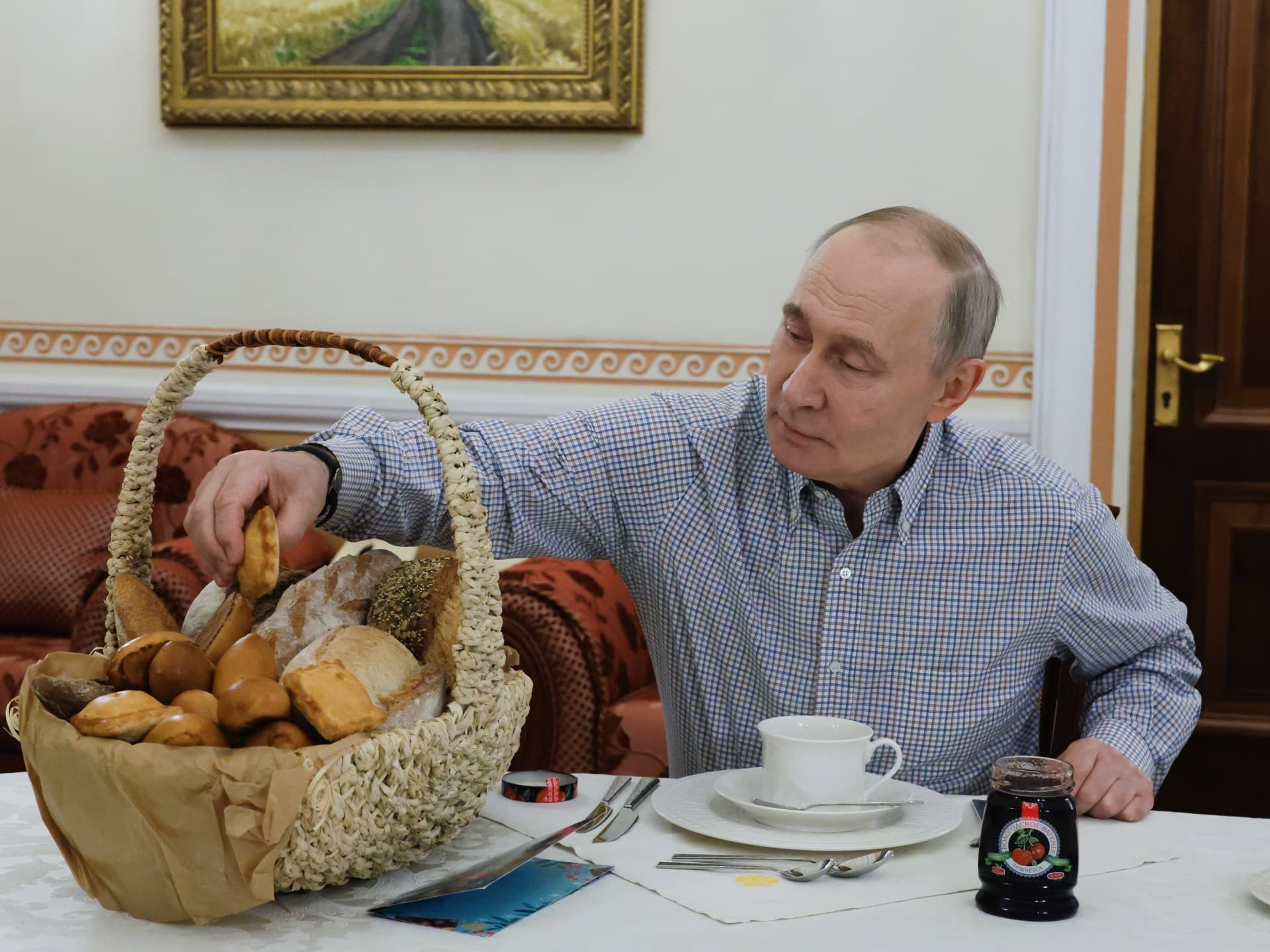 Чотири роки війни в Україні: як Путін утримує контроль над Росією