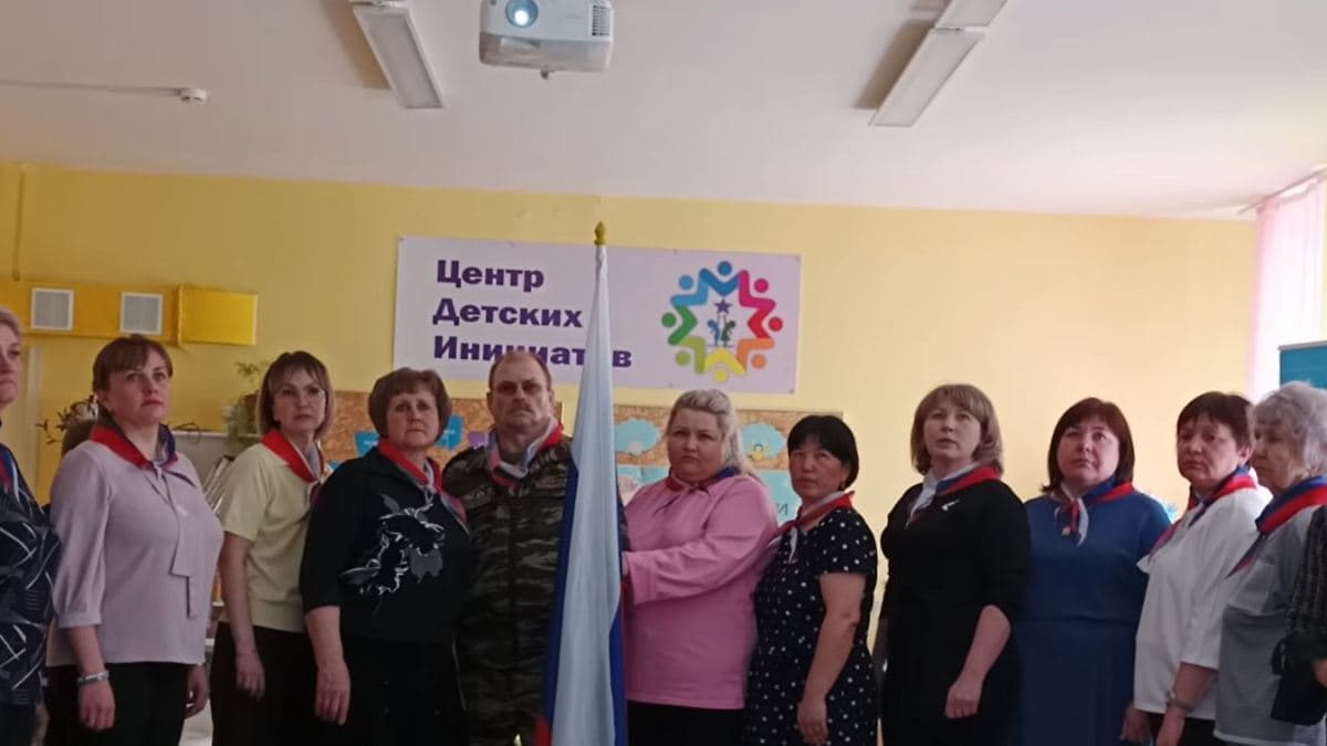 Вчителі зачитали промову Гітлера, думаючи, що підтримують солдатів: акція білоруського акціоніста