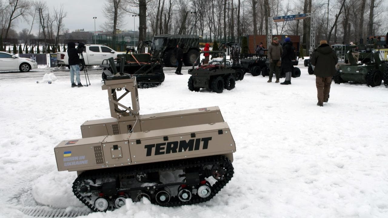 Наземні дрони на фронті: змагання в Києві і тисячи бойових виїздів