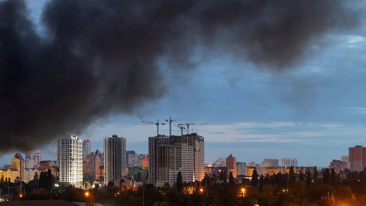 Вісім загиблих: Росія атакувала Україну 120 дронами та дванадцятьма ракетами
