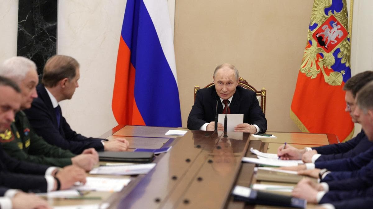 Путін визнав потребу нарощувати ПВО після ударів безпілотників по нафтовій інфраструктурі
