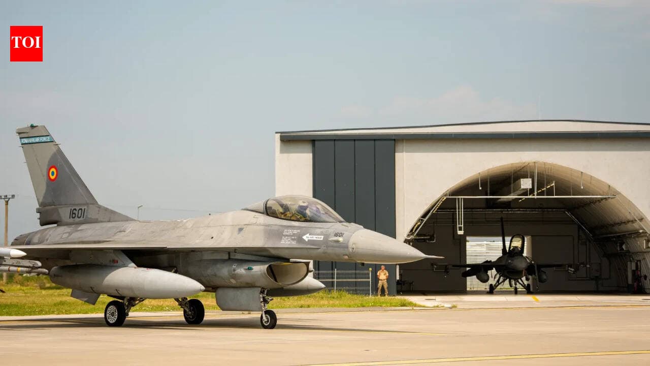 Четвертий дрон за рік: іспанський F-18 збив безпілотник над Румунією