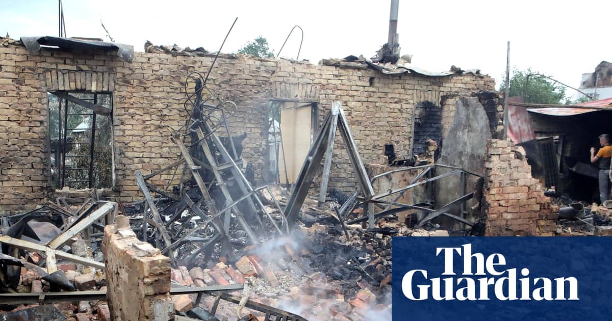 Зеленський пообіцяв покарати винних за вибухи боєскладу у Вишневому; нові удари по Сумах і Києву