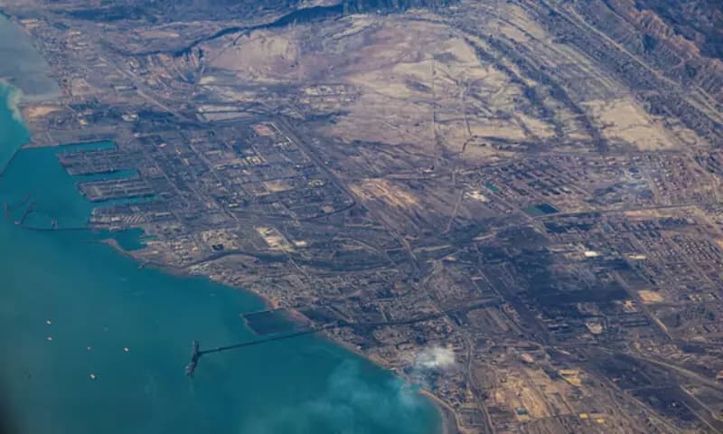 Ормузська протока у кризі: 21 інцидент, 97% падіння трафіку і 20 тисяч моряків у пастці