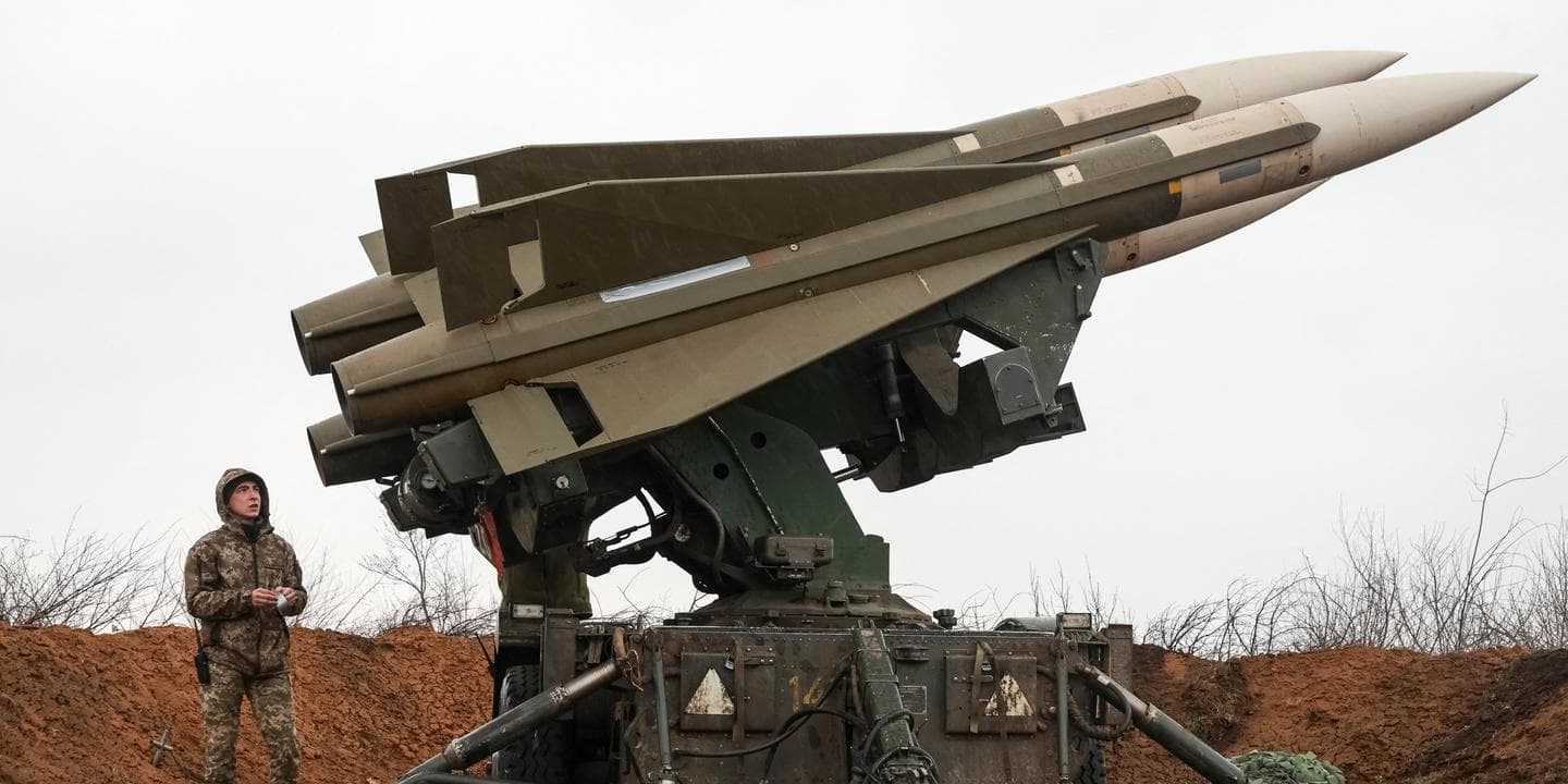 Росія атакувала Україну близько 500 дронами та ракетами: Зеленський про автономний ВПК і «Патріот»