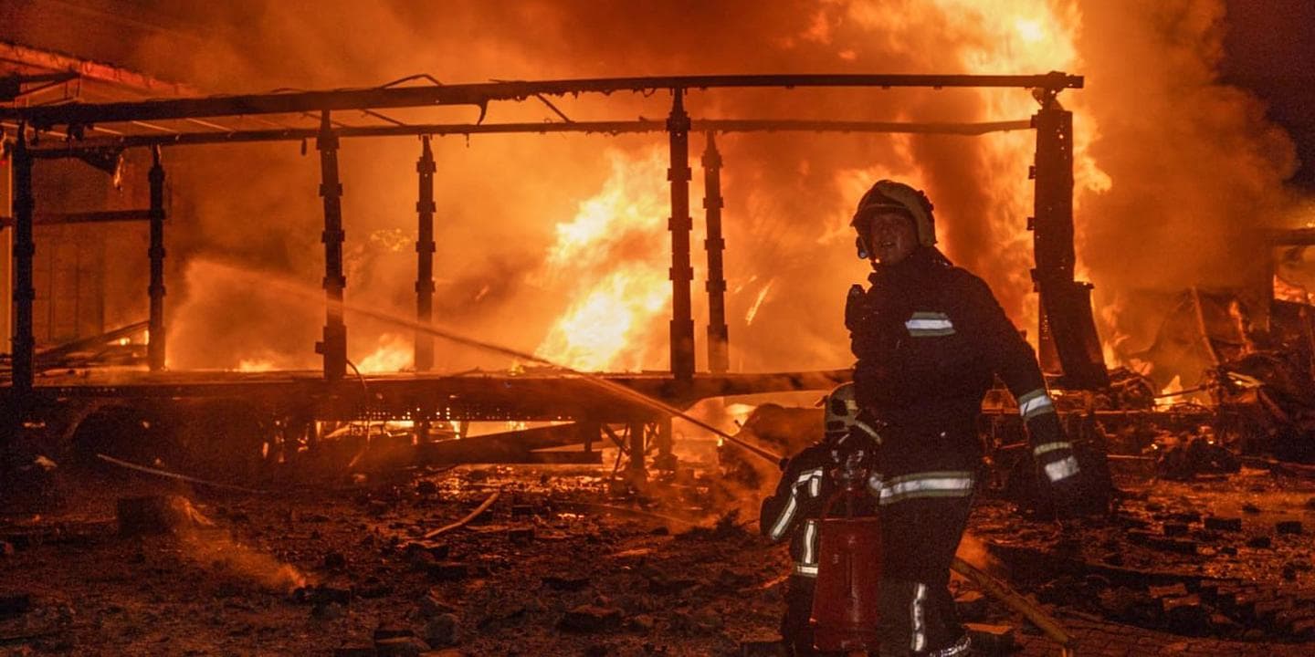 Росія бомбить Суми авіабомбами: один загиблий, кілька поранених
