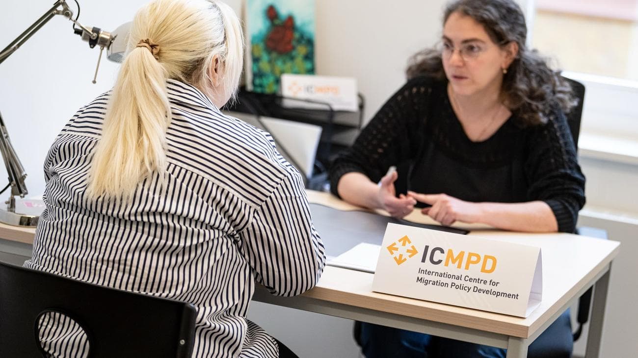 У Берліні відкрився перший в Європі центр для підтримки повернення українців додому