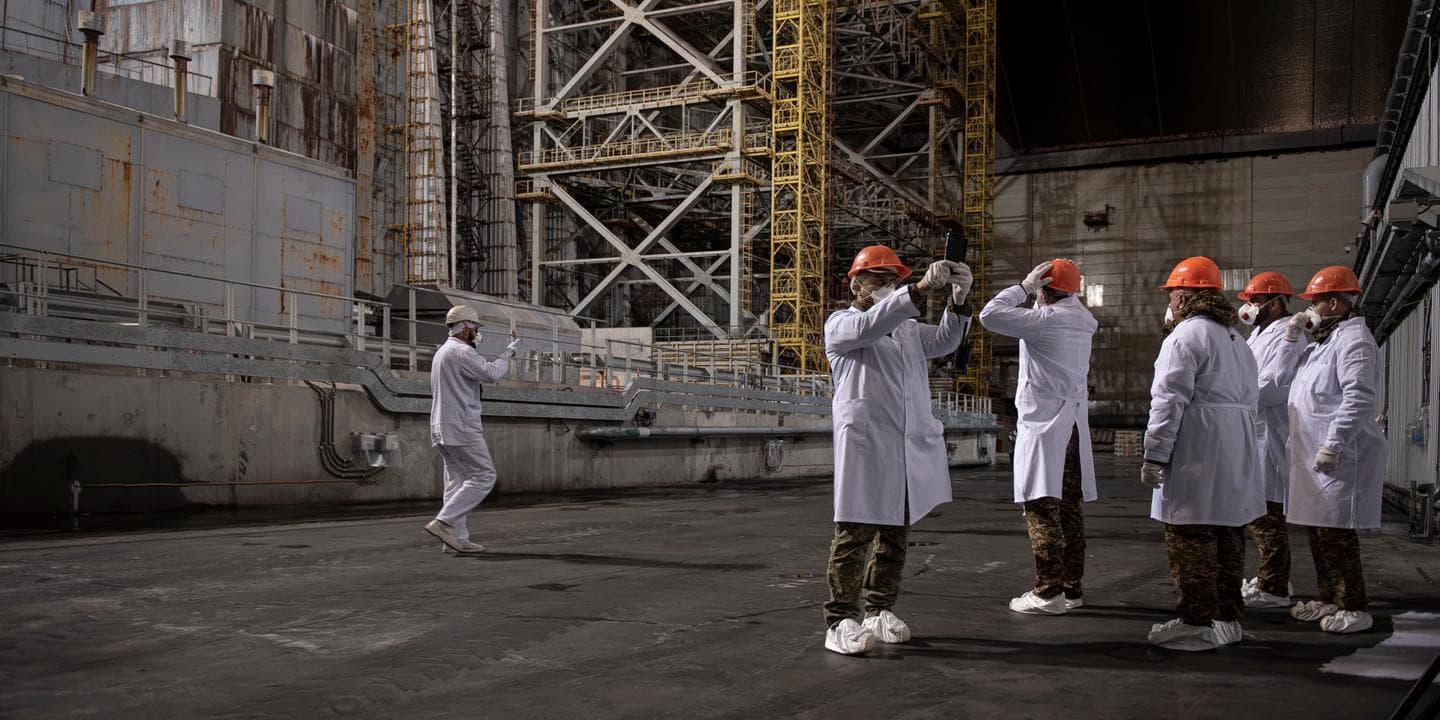 40 років Чорнобилю: Зеленський звинуватив Росію в ядерному тероризмі, п'ятеро загиблих за ніч