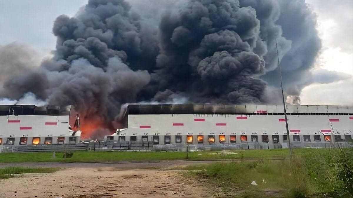 Wildberries в руїнах: чому Україна цілеспрямовано нищить склади найбільшого онлайн-рітейлера Росії