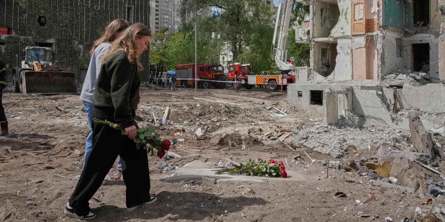 24 загиблих у Києві, економіка Росії скорочується, США відкликають бригаду з Польщі