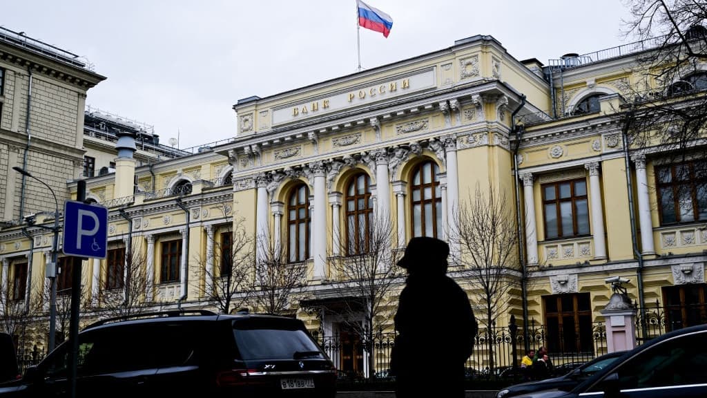 Росія озброює банки проти дронів: Держдума готує закон про захист фінансової інфраструктури