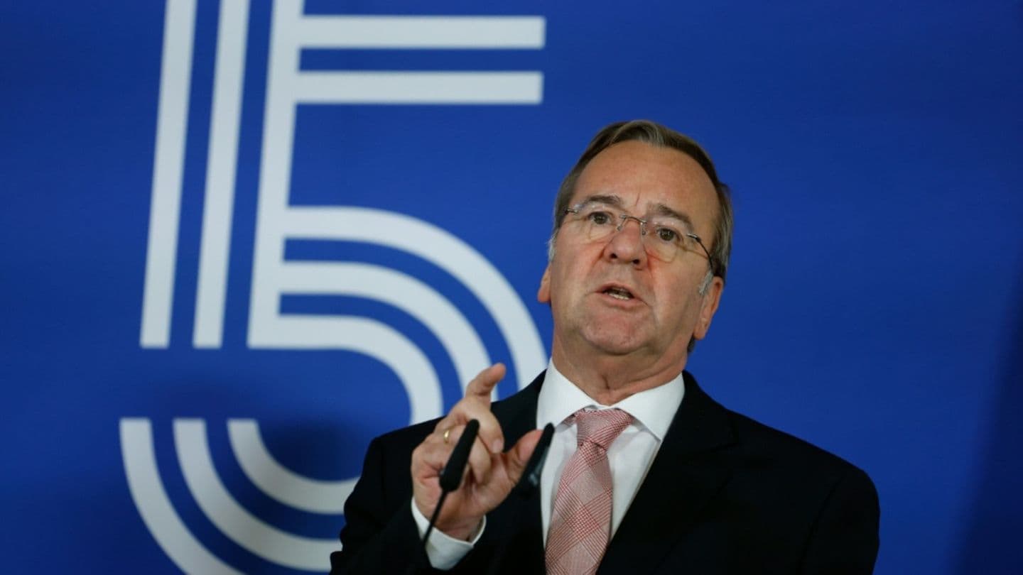 Міністри оборони країн E5 проводять наради у Кракові