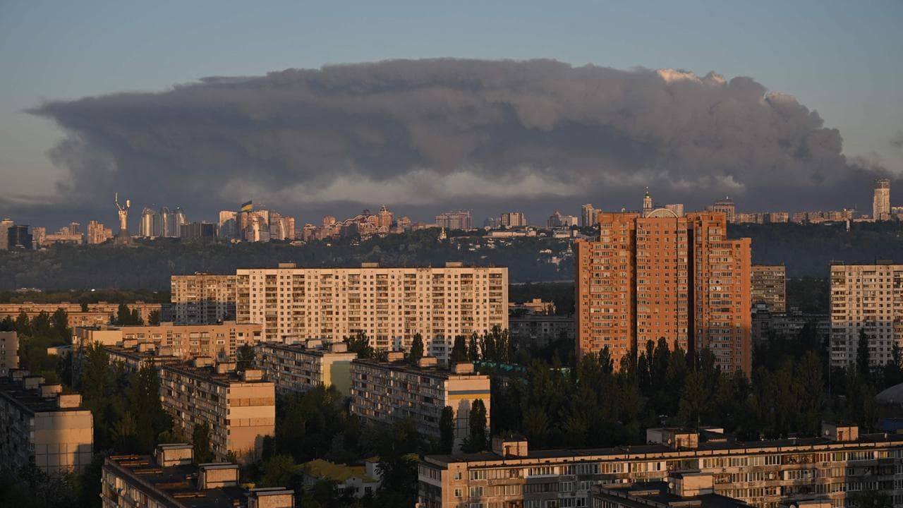 ЄС відмовився евакуювати дипломатів із Києва попри погрози Москви систематичними ударами