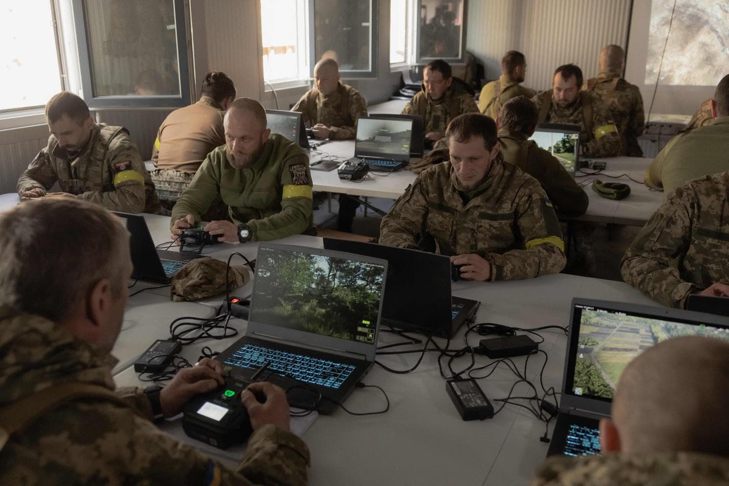 Французький аналітик: Україна демонструє нову модель військової адаптації