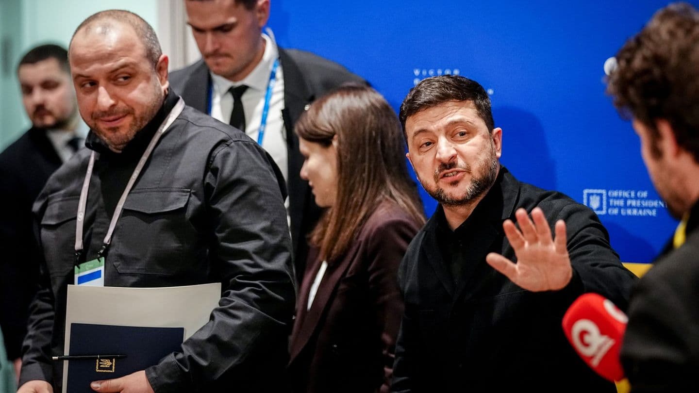 Зеленський: переговори з Росією призупинено через ситуацію з Іраном