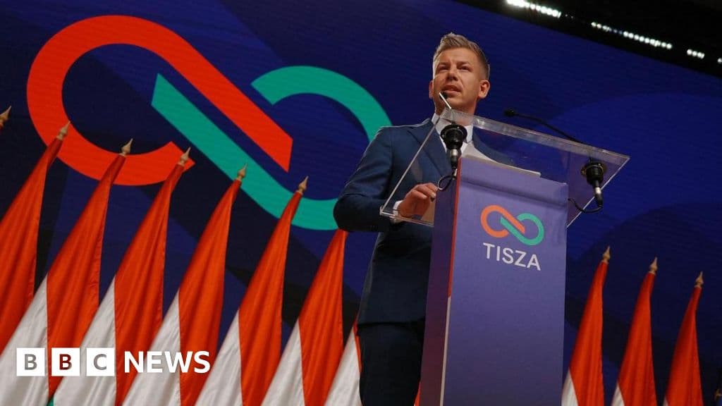 Мадяр переміг на виборах в Угорщині: кінець 16-річного правління Орбана