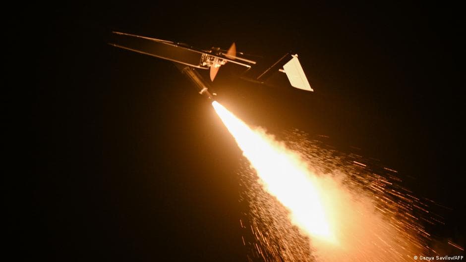 НАТО збило безпілотник над Естонією: F-16 перехопив апарат, що залетів з Росії