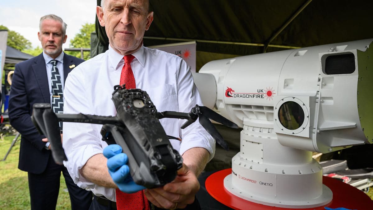 Велика Британія передасть Україні 120 000 бойових дронів