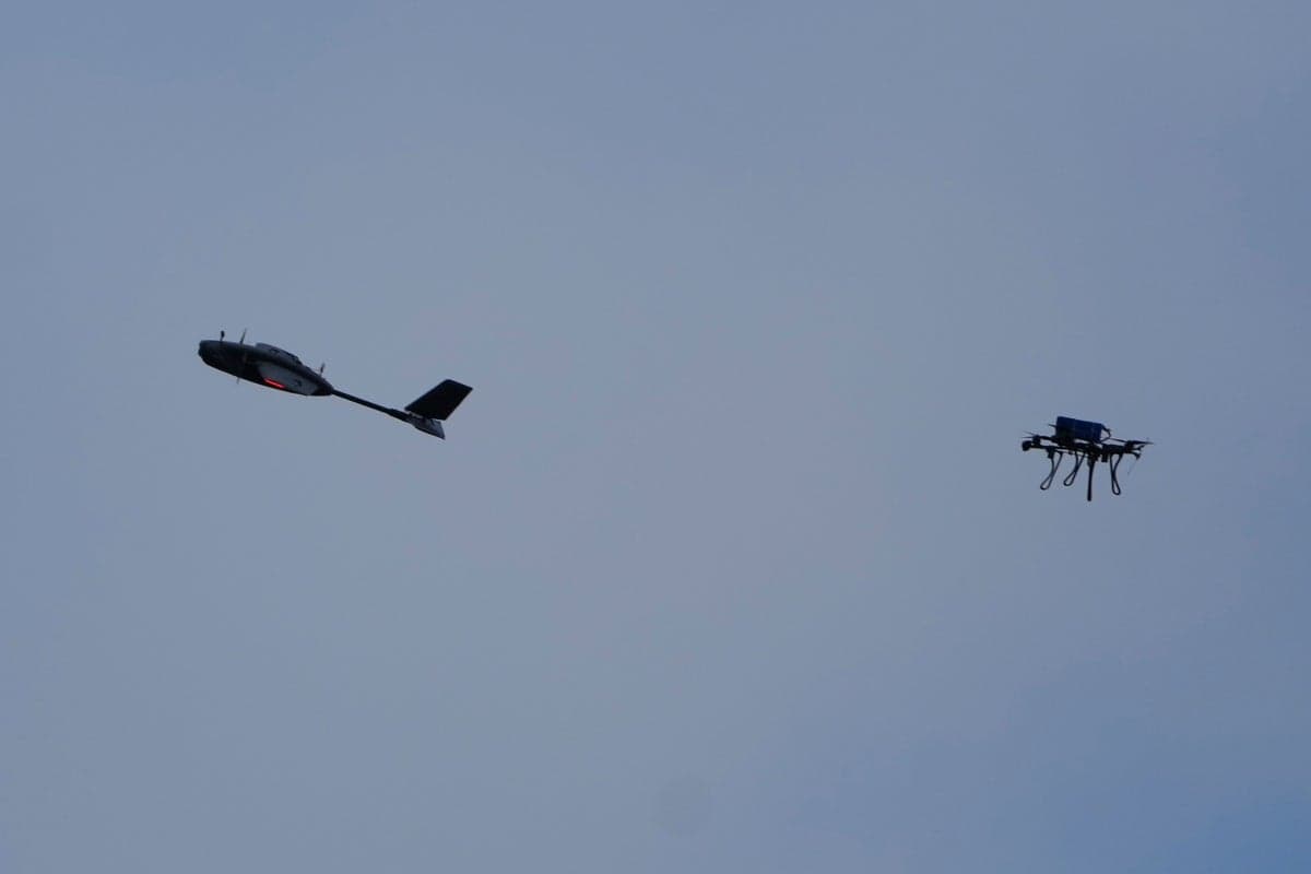 Дрон з Росії вдарив у димову трубу електростанції в Естонії