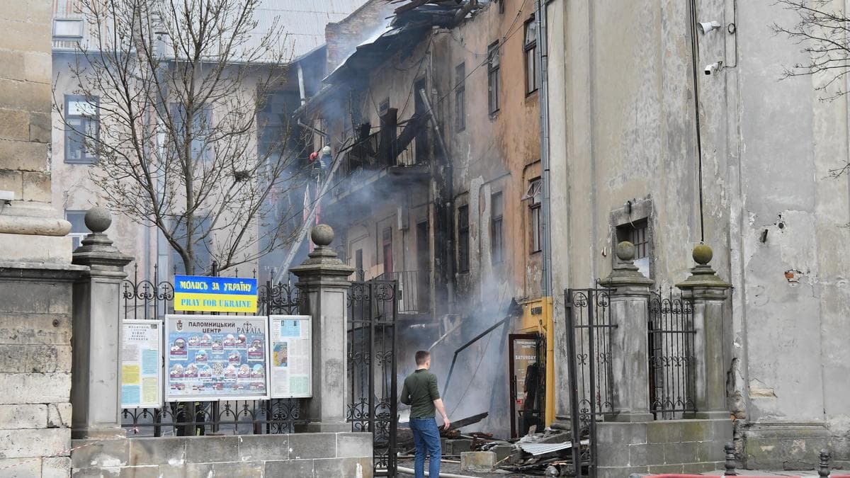 Росія вдарила 400 дронами по Україні: четверо загиблих, наступ розпочато