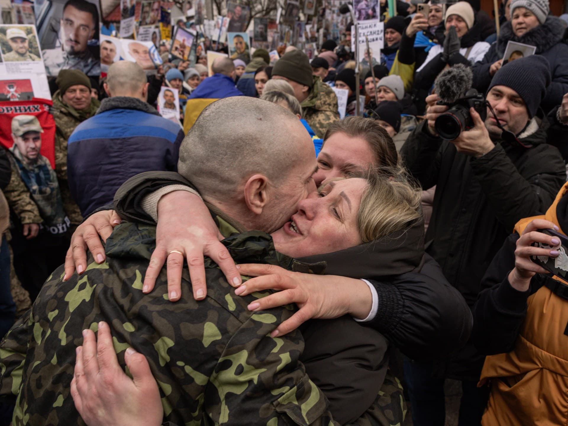 Україна та Росія обмінялись по 200 полонених, ще 300 — у п'ятницю