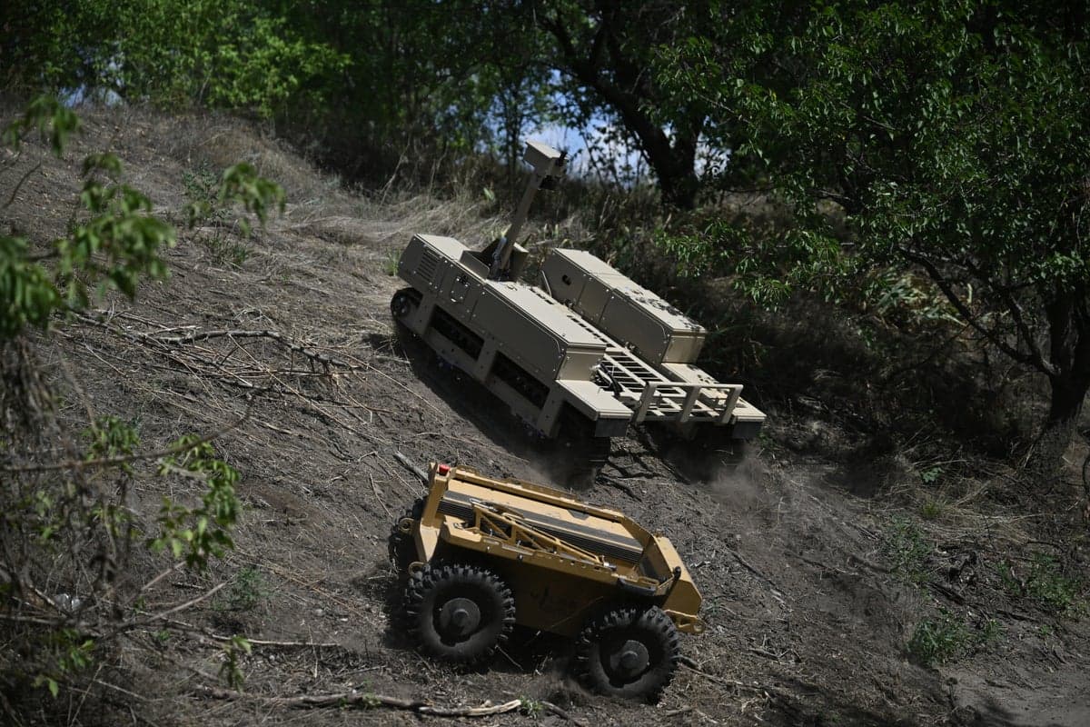 Україна вперше відвоювала територію виключно дронами та роботами: піхота не зазнала втрат
