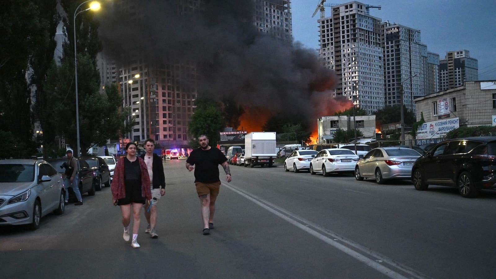 Масований удар по Києву: 14 загиблих, Зеленський вимагає від союзників ракети-перехоплювачі
