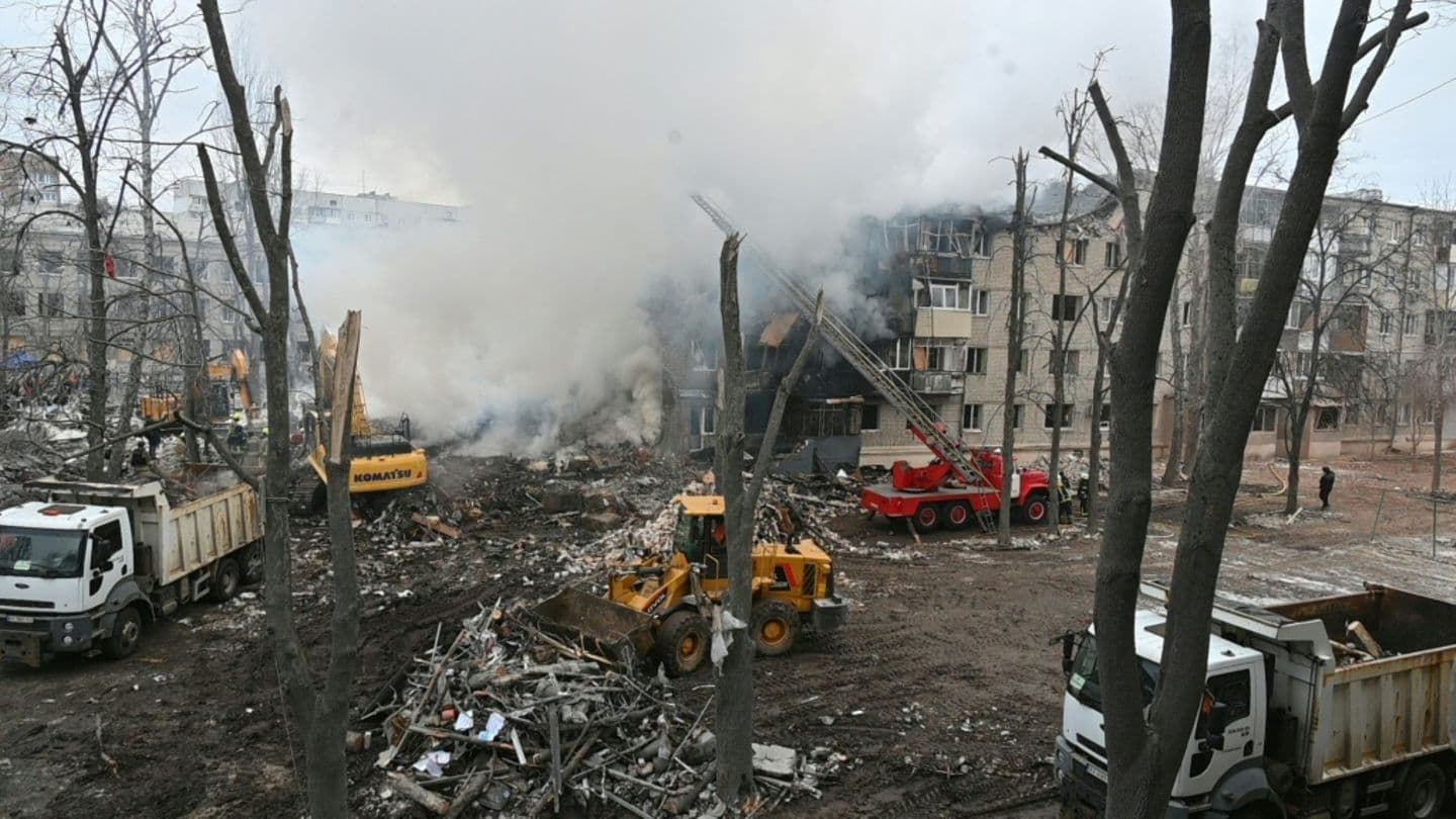 Росія вдарила по Україні: 11 загиблих, Харків у руїнах