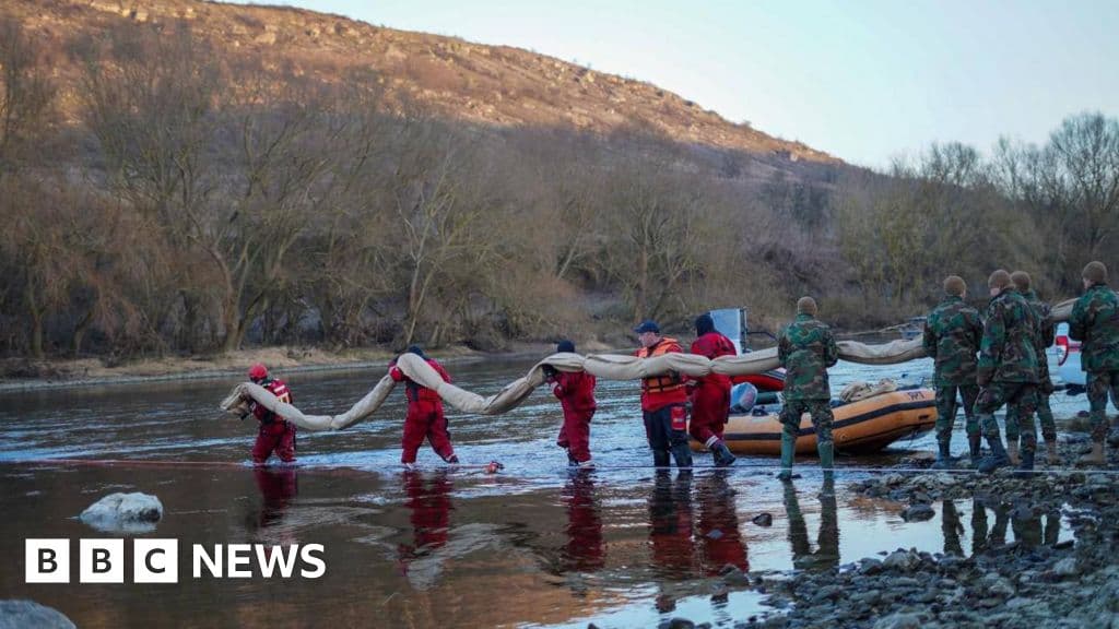 Нафта з України отруїла Дністер: Молдова оголосила надзвичайний стан