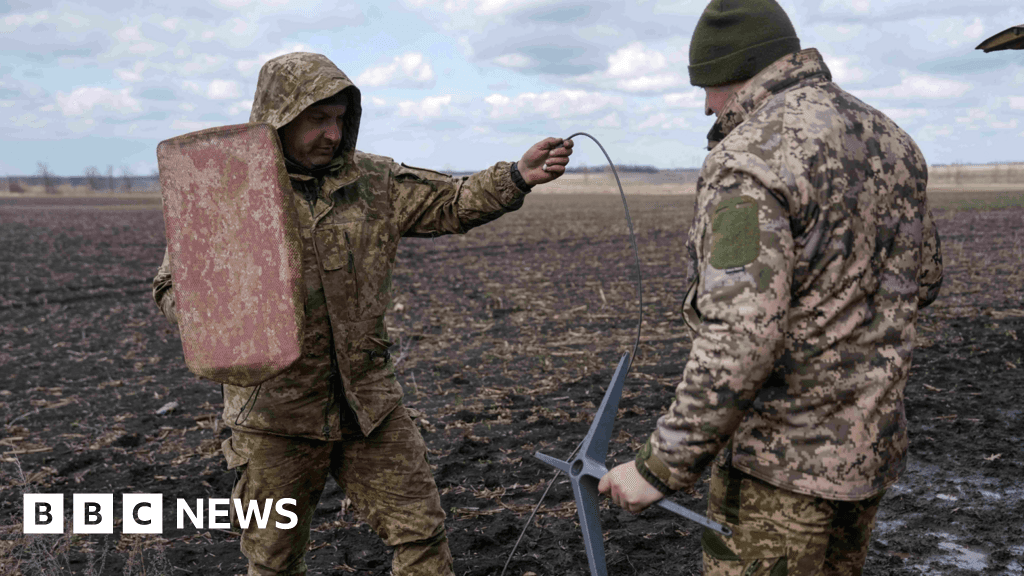 Маск відключає Starlink для російських сил — надаючи Україні перевагу на фронті
